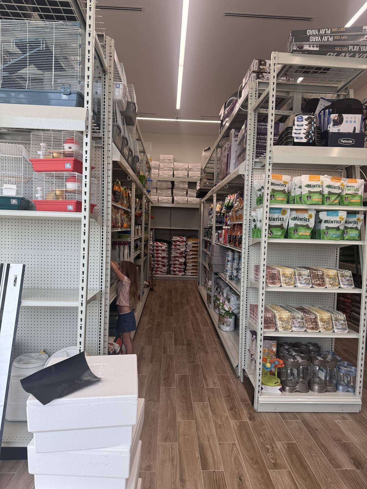 Modernistic Garden & Pet, Venetian West store, stocked and open, January 2026